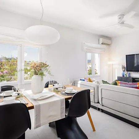 Bihotzak Apartment *